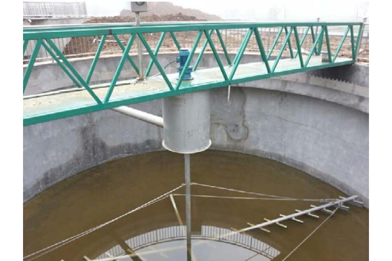 中心傳動刮泥機(jī)